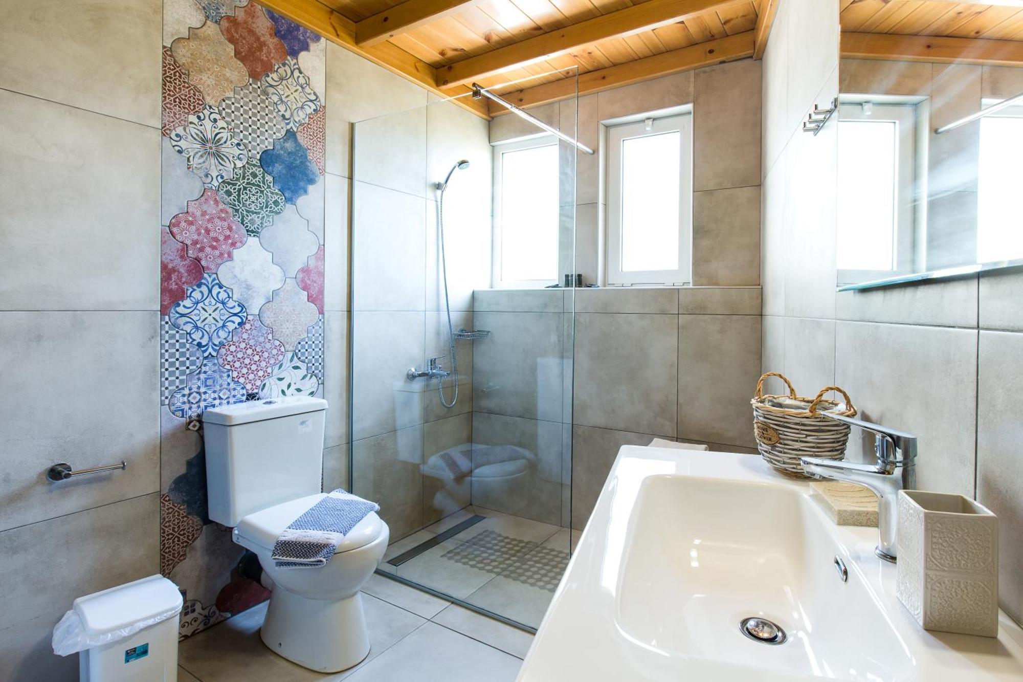 Eliana's Stone House Apartment Benoudhiana